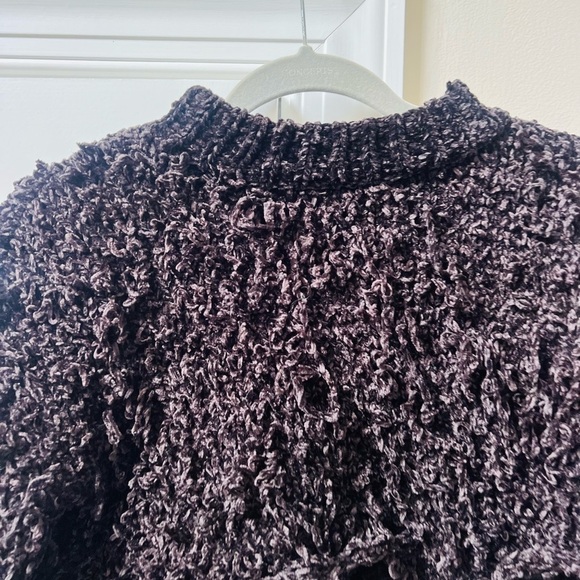 Urban Outfitters size small Black Plush Crew Neck Sweater with Eyelash Texture - Picture 2 of 5